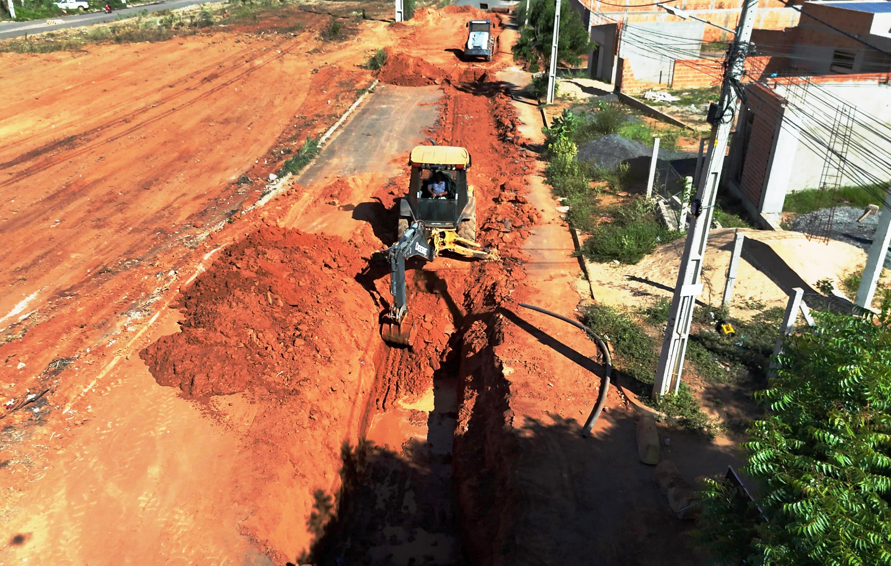 Prefeitura de Barreiras avança na reconstrução de trecho danificado por ação criminosa no bairro Cidade Nova